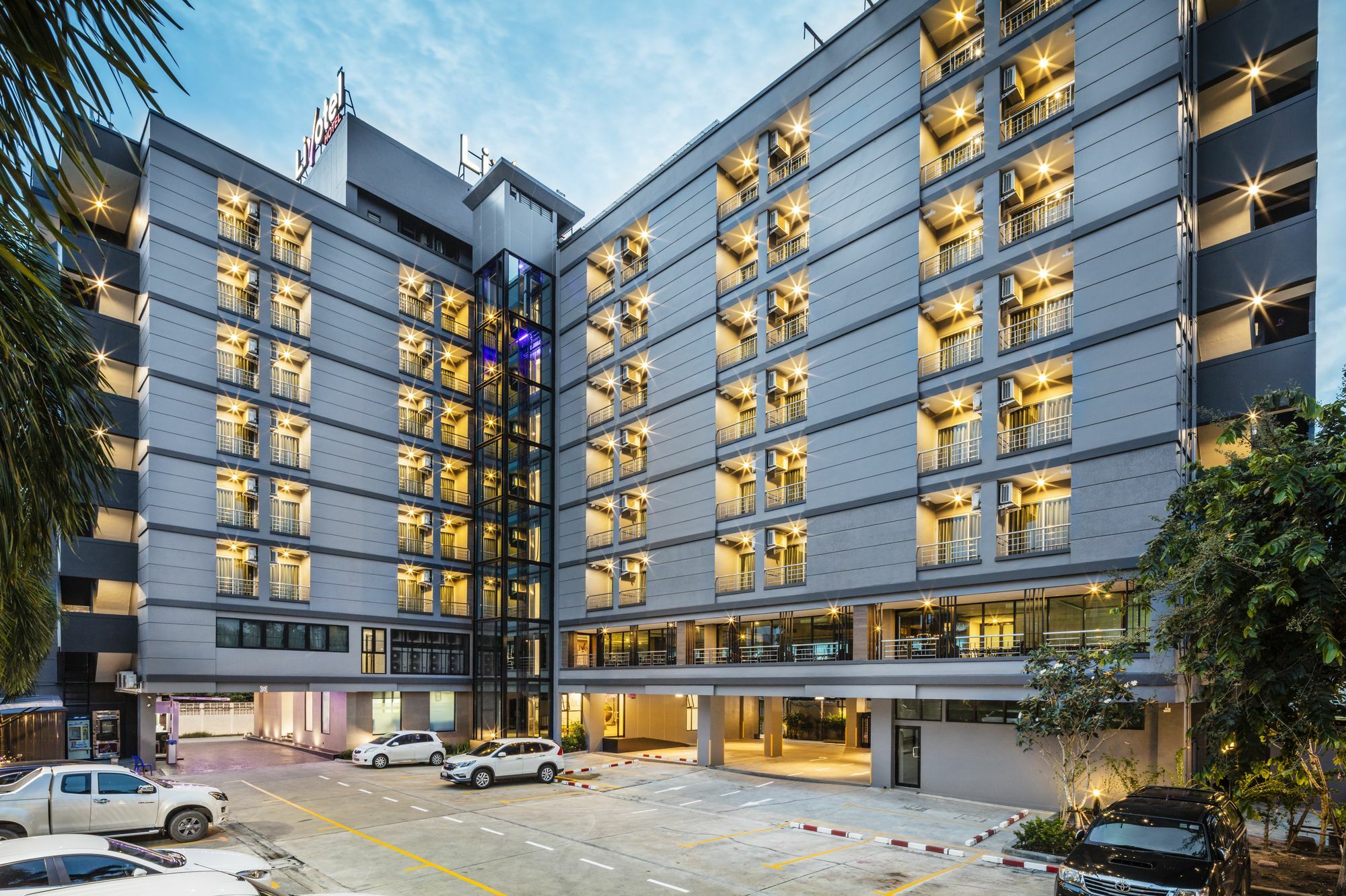 Livotel Hotel Hua Mak Banguecoque Exterior foto