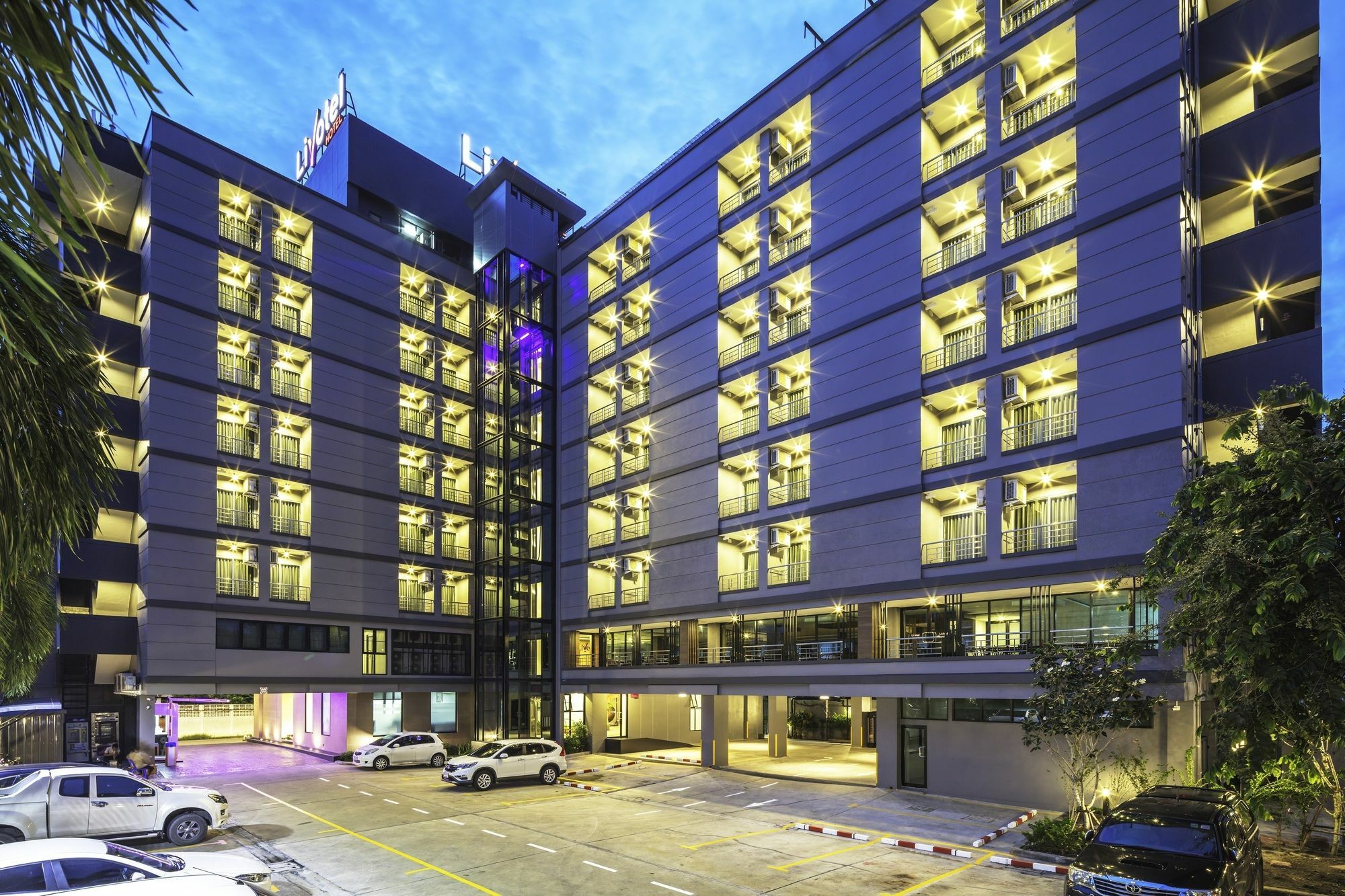 Livotel Hotel Hua Mak Banguecoque Exterior foto