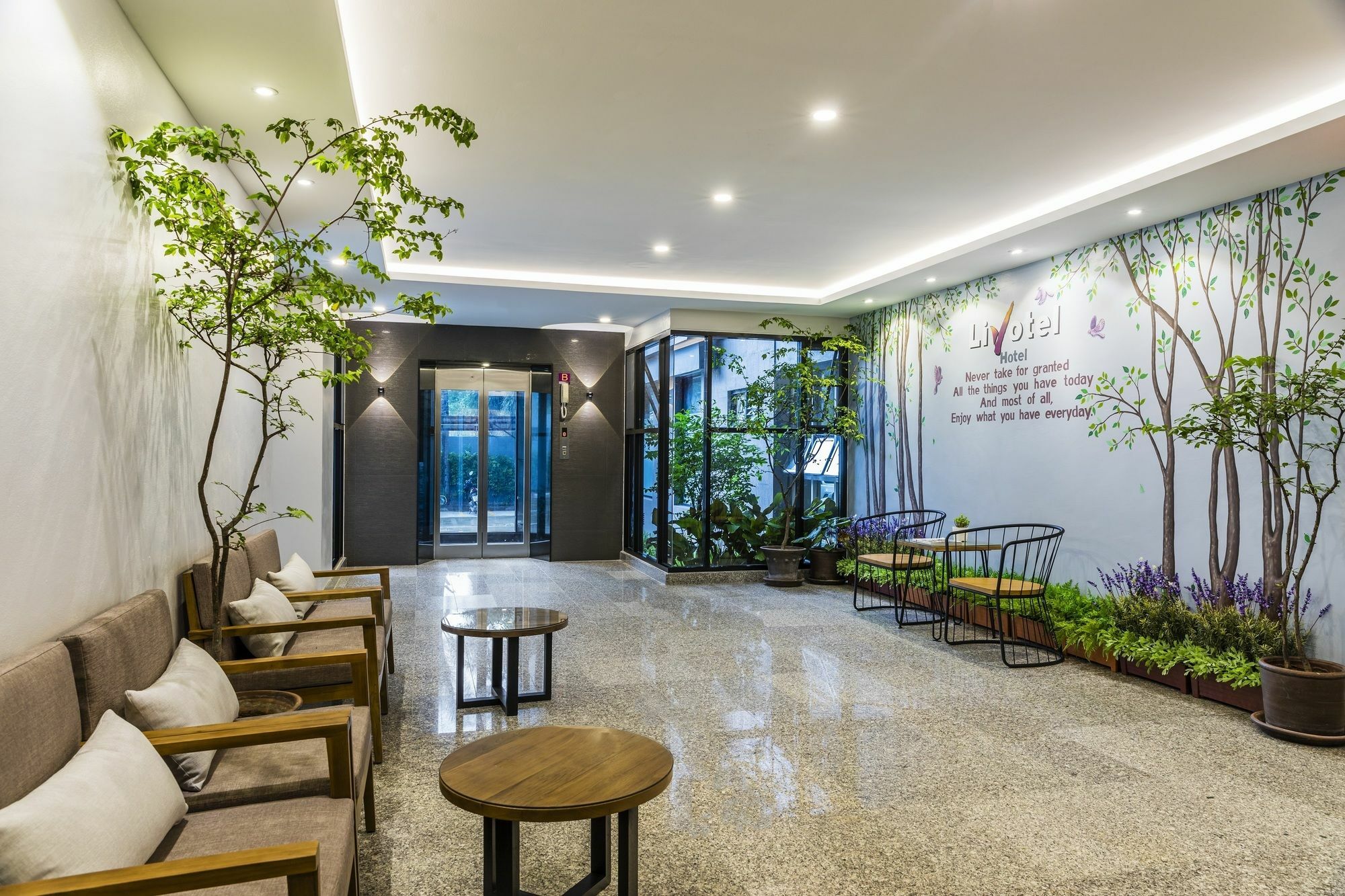 Livotel Hotel Hua Mak Banguecoque Exterior foto